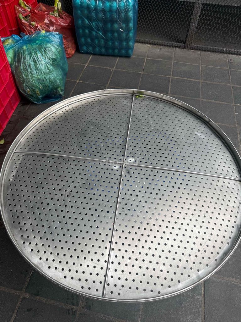 Mâm lỗ Inox 5,5kg/mâm mới 100%. Mua bán Dụng cụ nhà bếp tại Quận 8 Tp Hồ Chí Minh được đăng bởi Hoàng Phúc hình 1