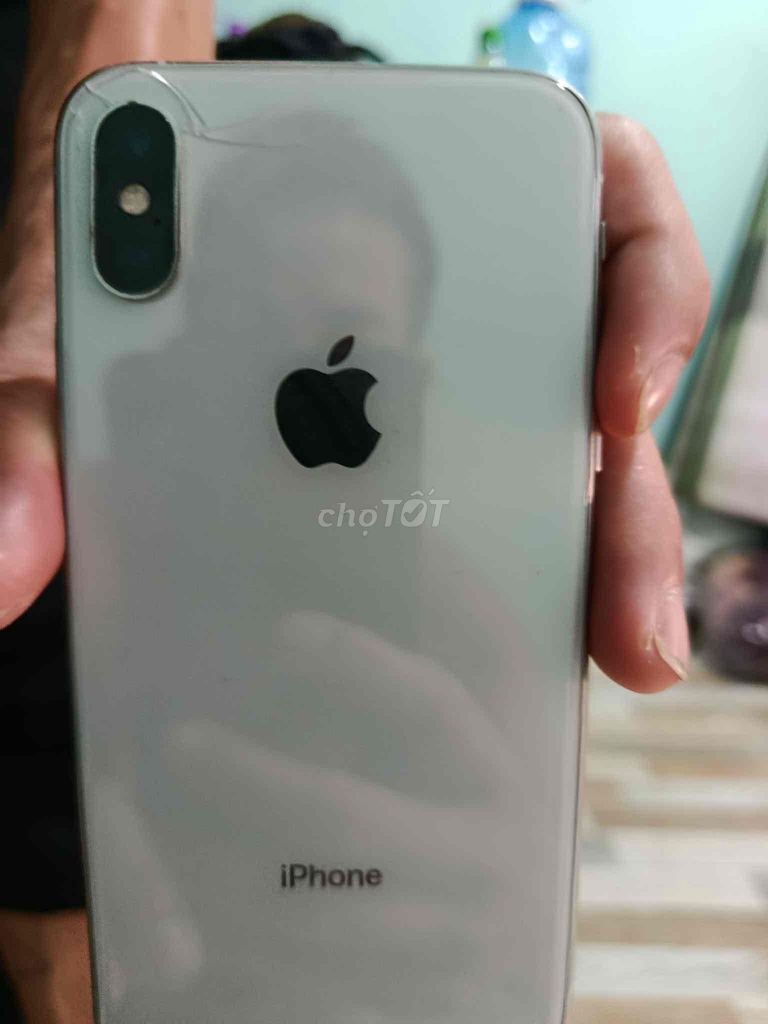 Apple iPhone Xs 64GB Trắng Nứt kính lưng. Mua bán Điện thoại tại Quận Liên Chiểu Đà Nẵng được đăng bởi phat hình 1
