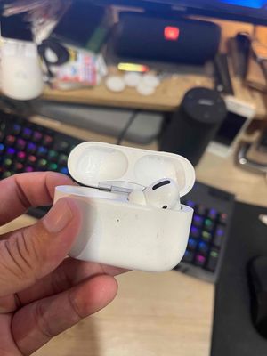 tai nghe apple pro chính hãng. Mua bán Tivi, Âm thanh tại Quận Ninh Kiều Cần Thơ được đăng bởi Thanh