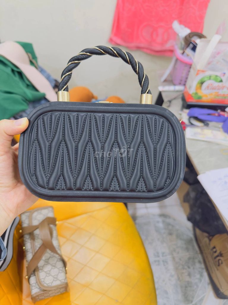 Túi xách nữ da thanh lịch. Mua bán Túi xách tại Quận Thanh Xuân Hà Nội được đăng bởi Selena Shop hình 1