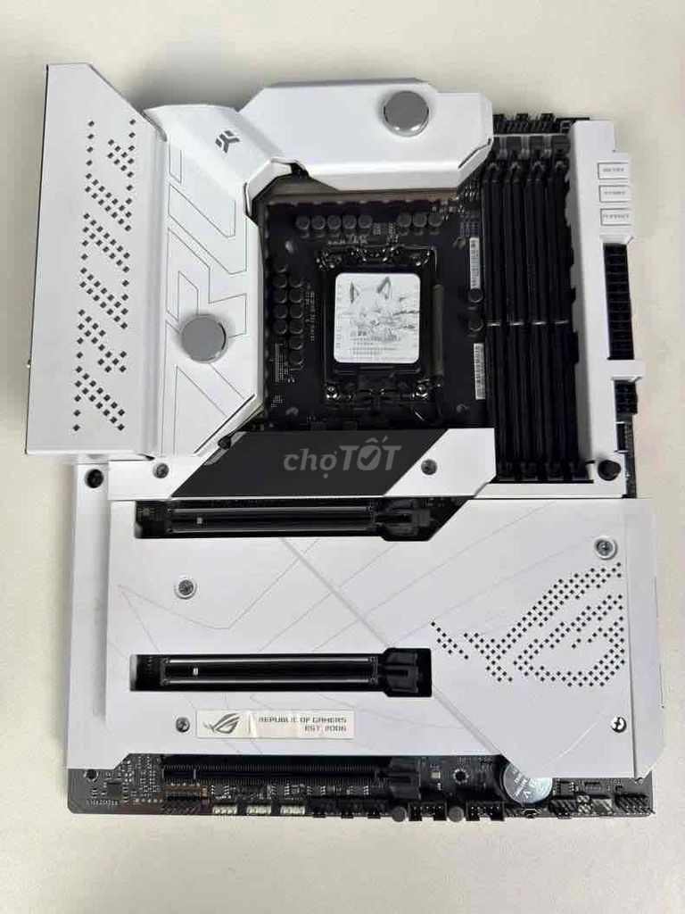 Bo mạch chủ ASUS ROG Z690 Formula. Mua bán Linh kiện (RAM, Card...) tại Huyện Tư Nghĩa Quảng Ngãi được đăng bởi Phương Aorus hình 1