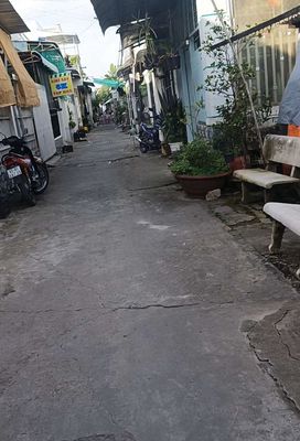 nhà cấp bốn