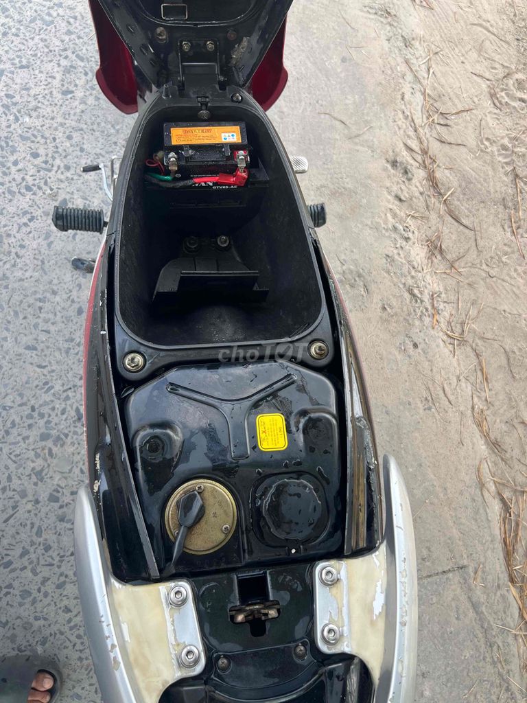 SYM EZ110 Đỏ đen. Mua bán Xe máy tại Huyện Hóc Môn Tp Hồ Chí Minh được đăng bởi Thắng hình 9