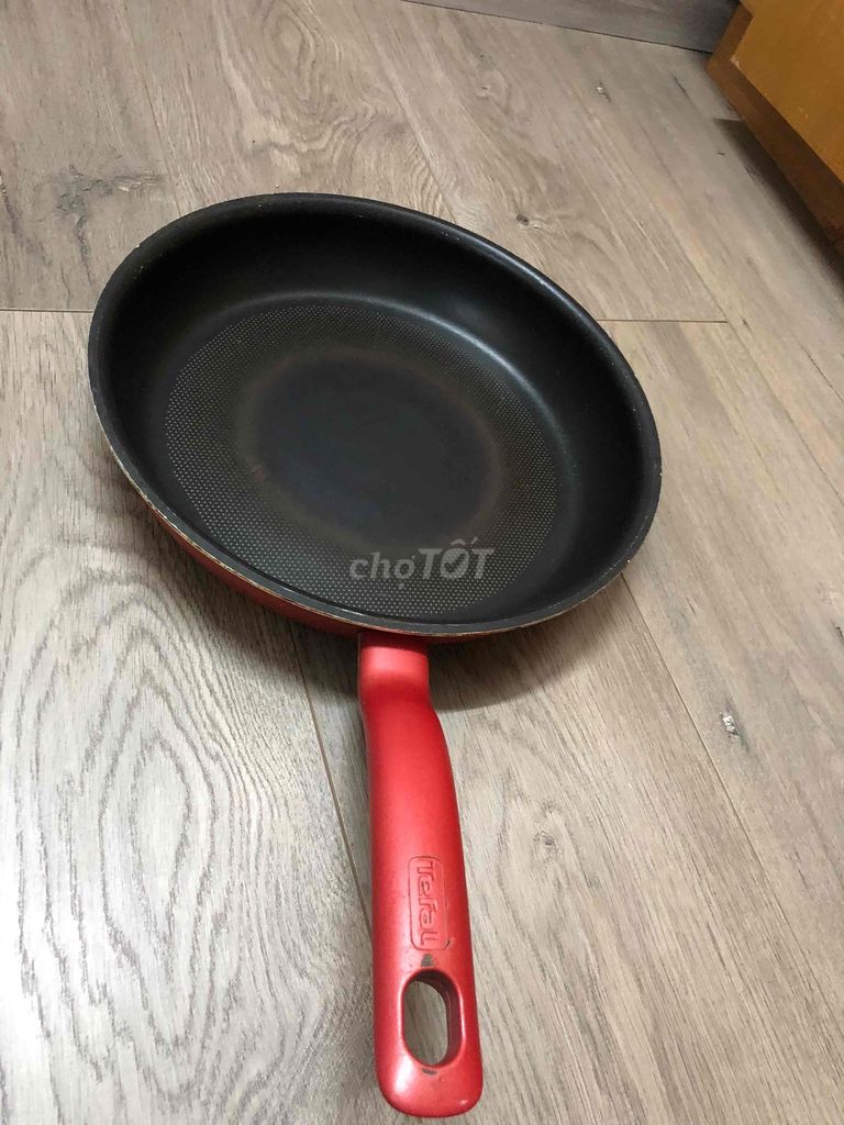 Bán cái chảo TeFal