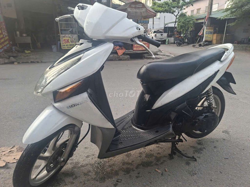 Click giấy tờ đầy đủ hợp lệ.  Máy bao êm. Mua bán Xe máy tại Quận 12 Tp Hồ Chí Minh được đăng bởi Chúc  hình 4