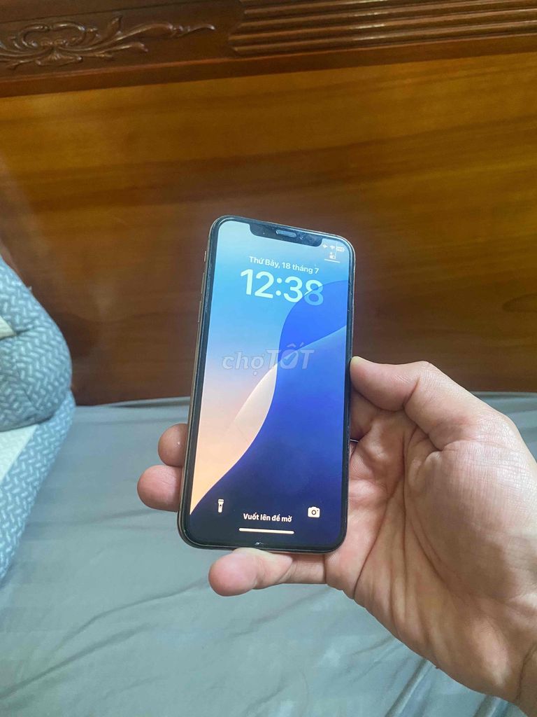 Apple iPhone XS 64GB Vàng Like New. Mua bán Điện thoại tại Quận Long Biên Hà Nội được đăng bởi Hồng hình 1