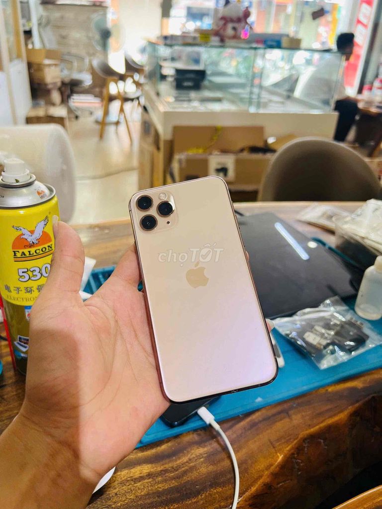 Apple iPhone 11 Pro 64GB Vàng Đã sử dụng. Mua bán Điện thoại tại Quận Tân Bình Tp Hồ Chí Minh được đăng bởi Anh Tuấn hình 1