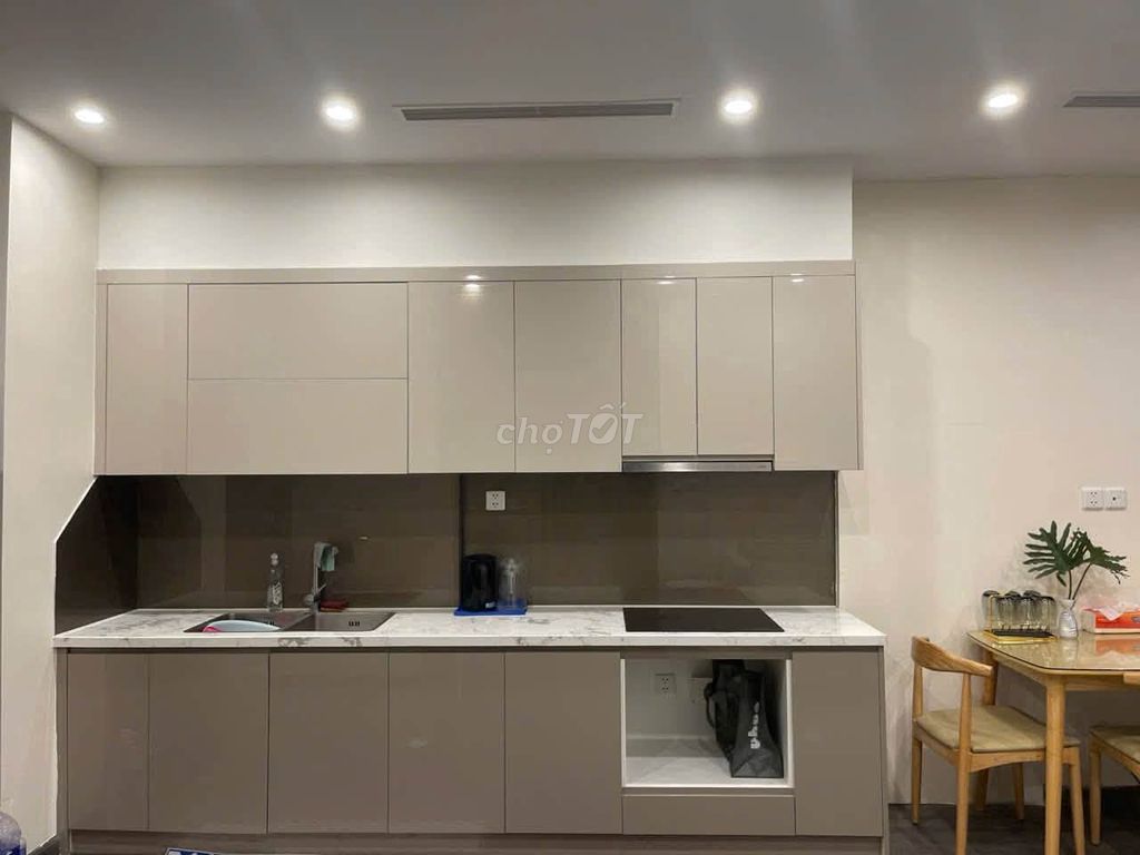 2-комнатная квартира в Тонкине в аренду - Vinhomes Smart City - 23:00 в месяц