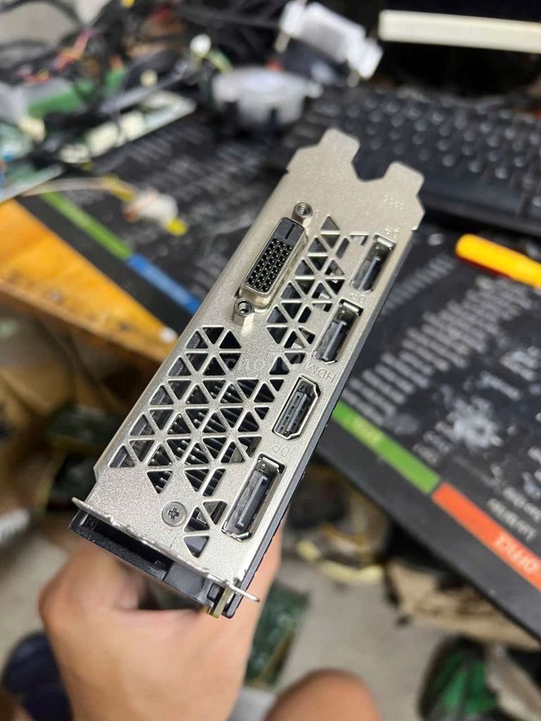 cần tiền pass 1 số vga 1660Ti, 1070,rx 5600, 1030. Mua bán Linh kiện (RAM, Card...) tại Thành phố Buôn Ma Thuột Đắk Lắk được đăng bởi Miss Trang hình 1