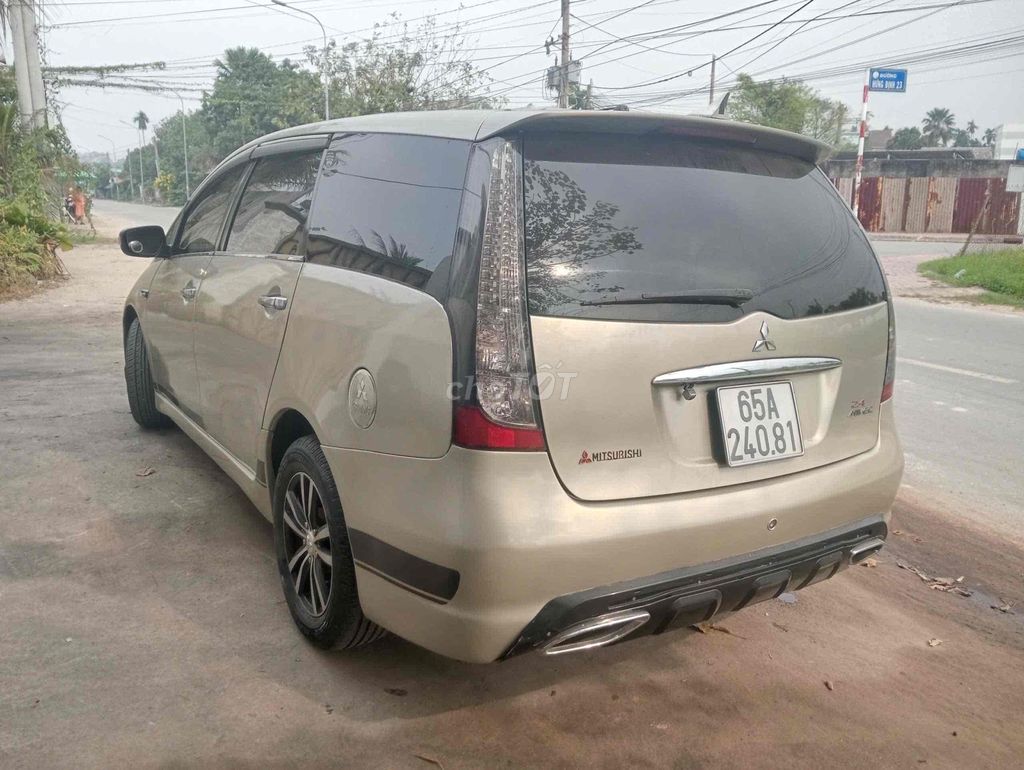 Mitsubishi Grandis 2005 7 chỗ gd ngon giá rẻ. Mua bán Ô tô tại Thành phố Thuận An Bình Dương được đăng bởi Kim Nam Auto Tom  hình 6