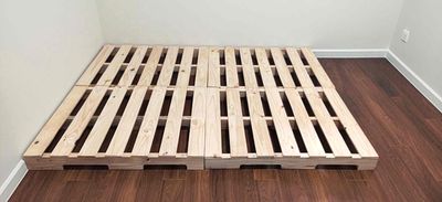 Giường pallet hàng chất lượng. Mua bán Giường, chăn ga gối nệm tại Huyện Bình Chánh Tp Hồ Chí Minh được đăng bởi kho giường và nệm giá rẻ