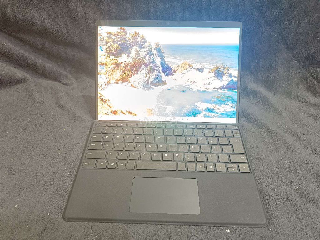 Microsoft Surface Pro X LTE SQ1 8GB/128GB 13". Mua bán Laptop tại Quận Đống Đa Hà Nội được đăng bởi Đinh Văn Thọ hình 1