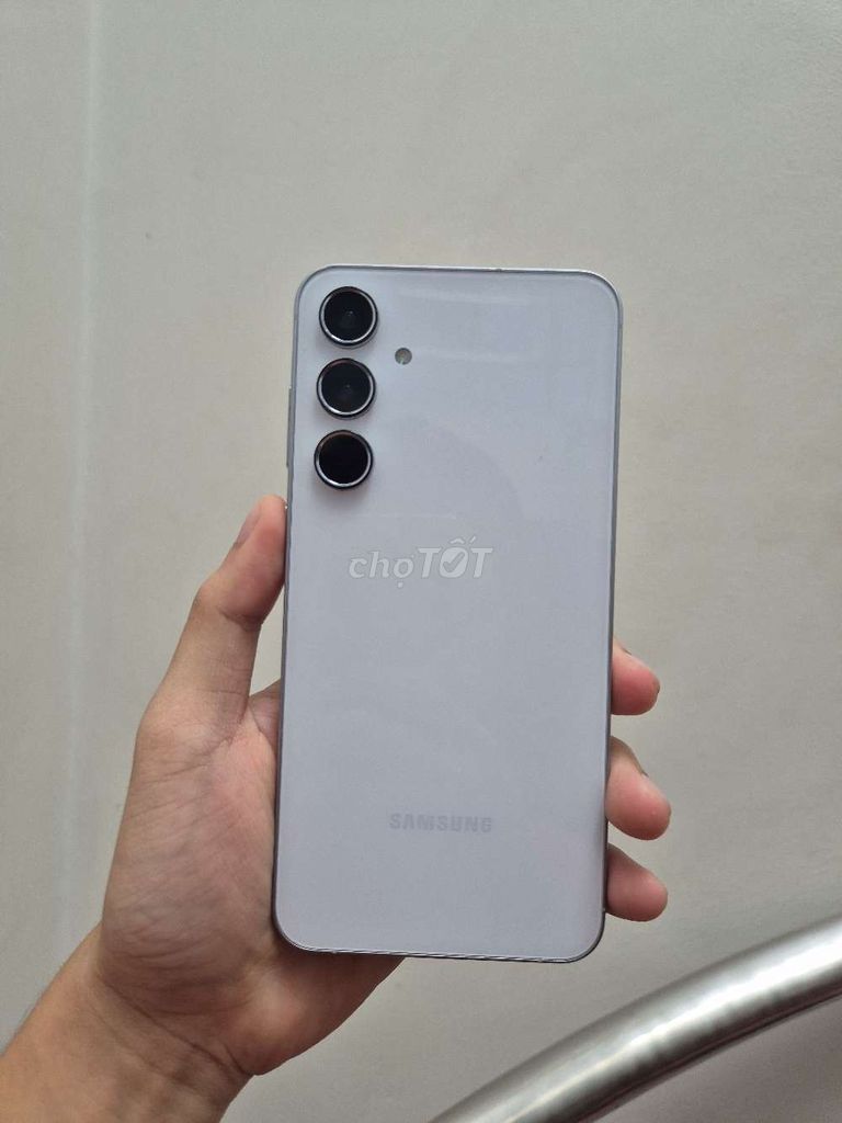 Samsung Galaxy A55 5G 8GB/256GB Bạc. Mua bán Điện thoại tại Quận 11 Tp Hồ Chí Minh được đăng bởi bán giá rẻ hình 1