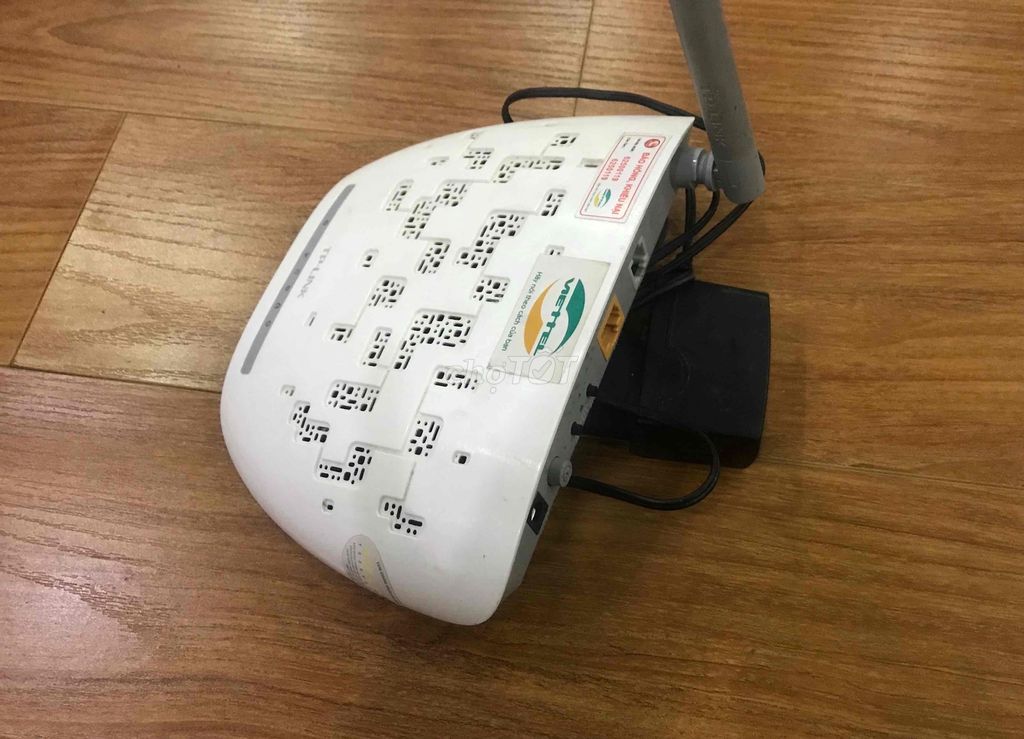 Bộ phát wifi 1 râu FPT tặng jac chia và dây nguồn