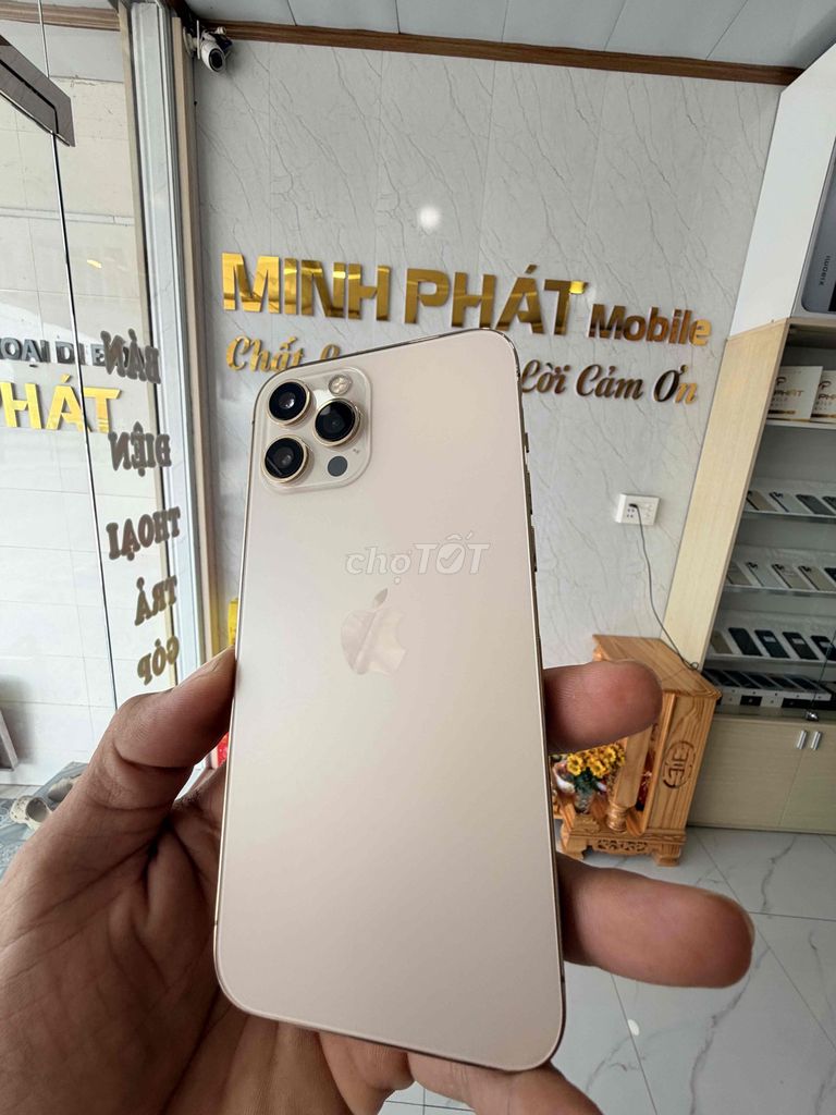 iPhone 12 Pro Max 128GB Vàng. Mua bán Điện thoại tại Huyện Vũng Liêm Vĩnh Long được đăng bởi Minh phát hình 1