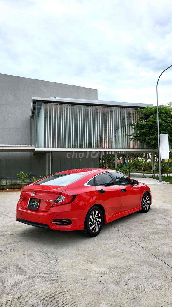 Honda Civic 2018 photo 3