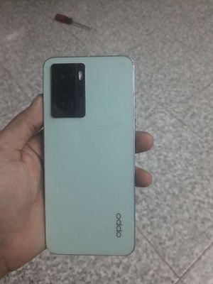 Oppo A57 64GB xanh lá da thay mang