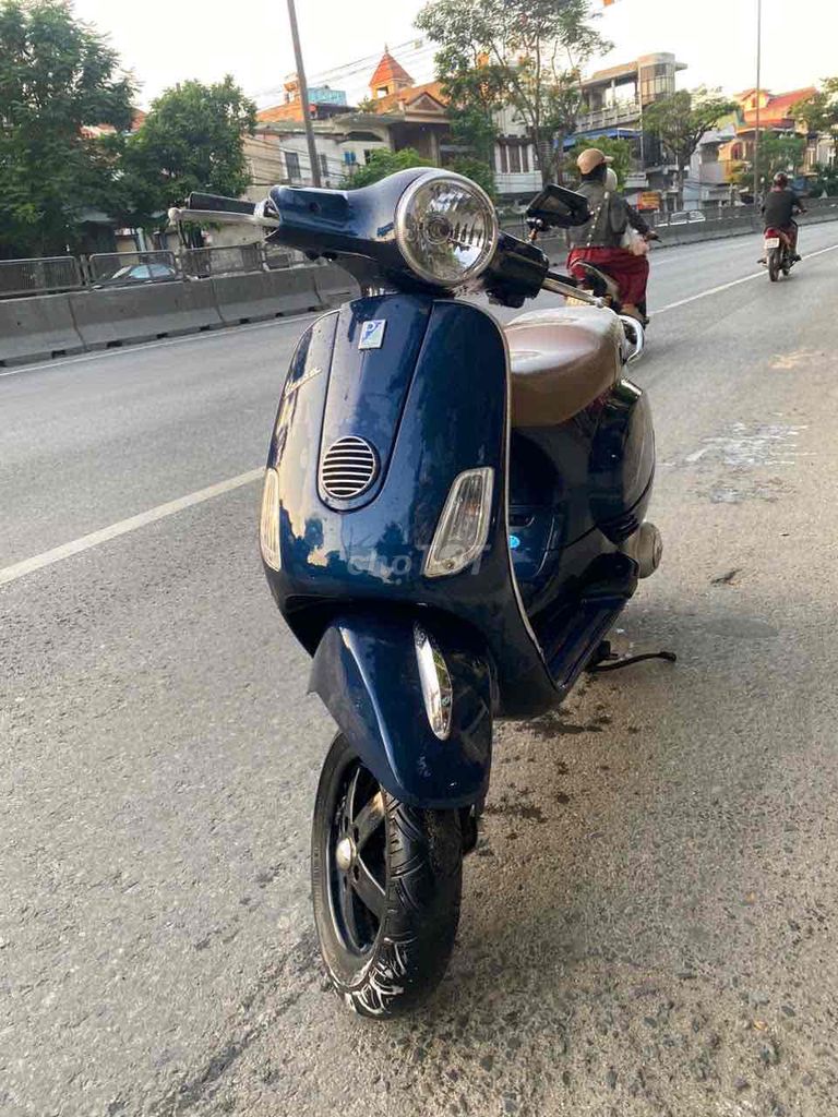 Xe vespa fi zin cả xe đẹp mê ly. Mua bán Xe máy tại Quận Hồng Bàng Hải Phòng được đăng bởi Ly  hình 3
