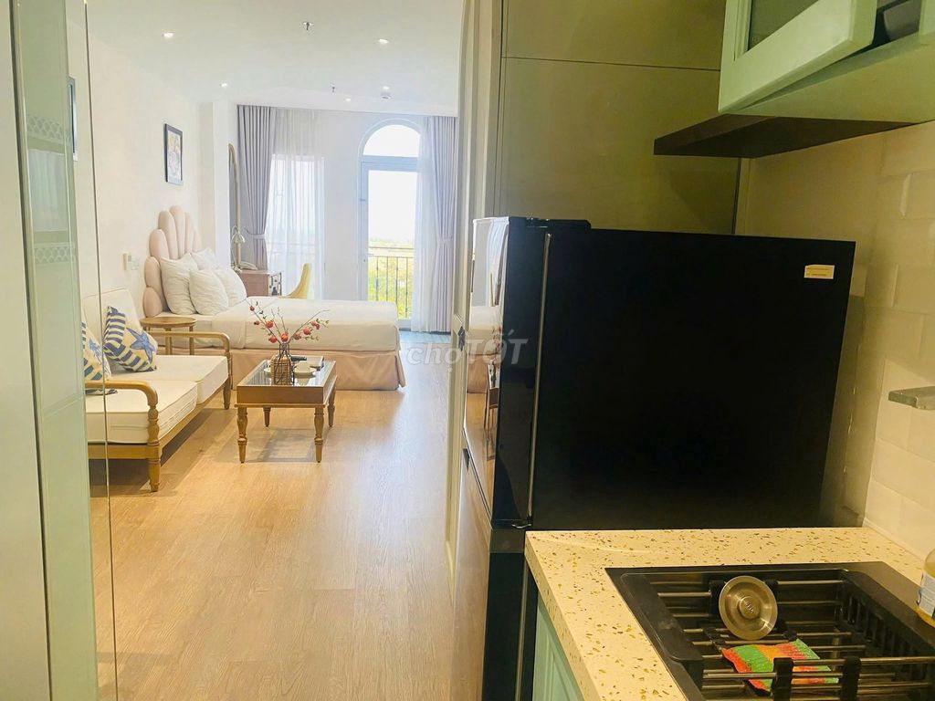 1-bedroom apartment with a pool on Võ Nguyên Giáp — photo 1