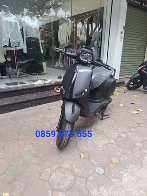 Xe máy điện Lavia GX 2026 Đen sần mới 100%