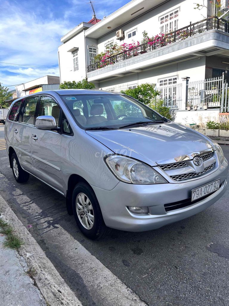 Toyota Innova J 2008 в отличном и чистом состоянии