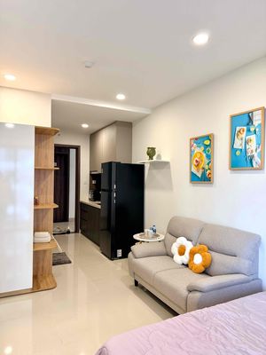 Chính chủ cần bán căn hộ officetel 26m2 Lavida Q7 có ban công, full nt