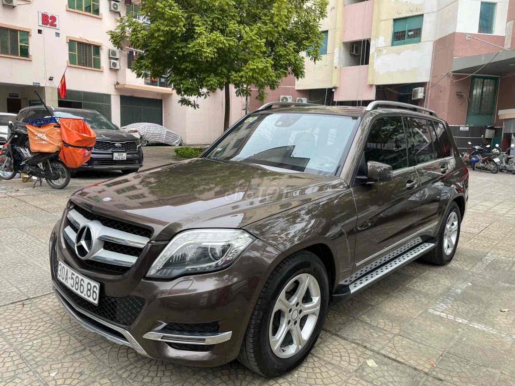 Mercedes Benz GLK Class 2014 250 4MATIC - 77000 km. Mua bán Ô tô tại Quận Cầu Giấy Hà Nội được đăng bởi Nguyễn mạnh trường hình 3