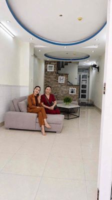 Townhouse 92 m² · 10 bed · Đường Lâm Văn Bền