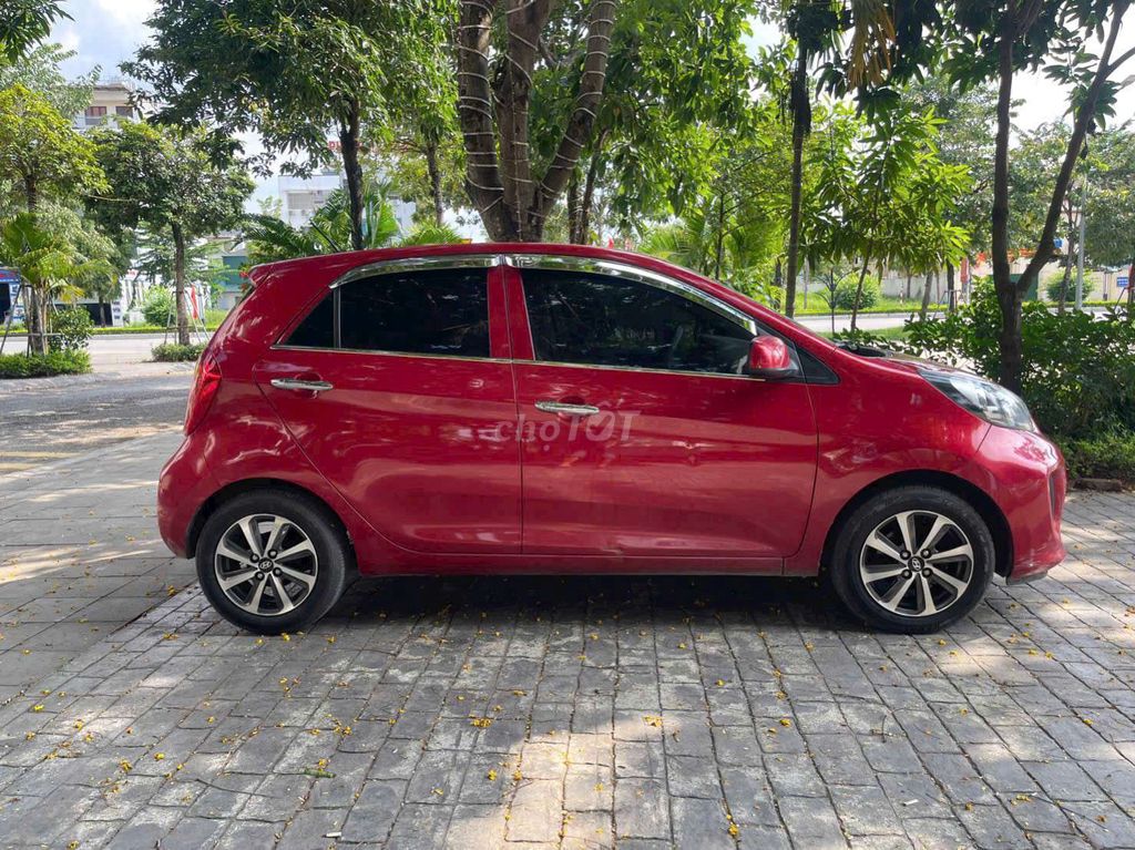 Автомобильный номер Kia Morning 2019 78000 км красный