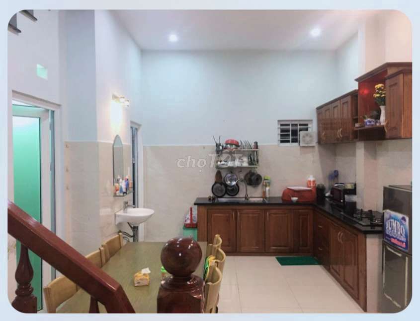 🏘️Nhà đỗ 2 tầng, ở Hoà Thọ Đông
Kiệt CMT8 , kiệt thông