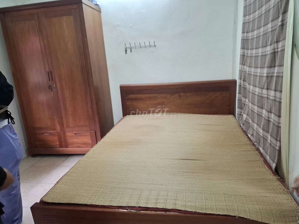 giường gõ 1m6. Mua bán Giường, chăn ga gối nệm tại Quận Hai Bà Trưng Hà Nội được đăng bởi Ngọc Hồng hình 1