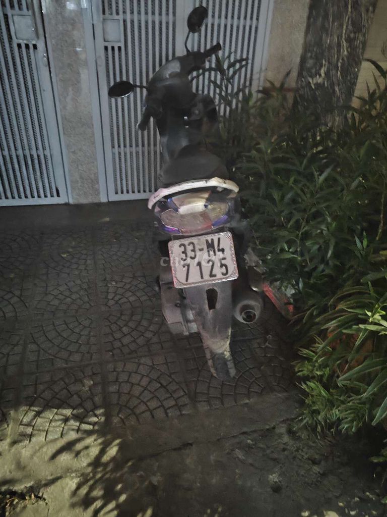 Xe đăng ký đầy đủ bán rẻ. Mua bán Xe máy tại Quận Hoàn Kiếm Hà Nội được đăng bởi Đỗ Việt Ank hình 1