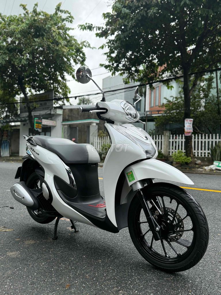 Honda SH Mode 2025 mới mua 18ngày B.số 43. Mua bán Xe máy tại Quận Liên Chiểu Đà Nẵng được đăng bởi Hòa Xe Máy Cũ hình 4