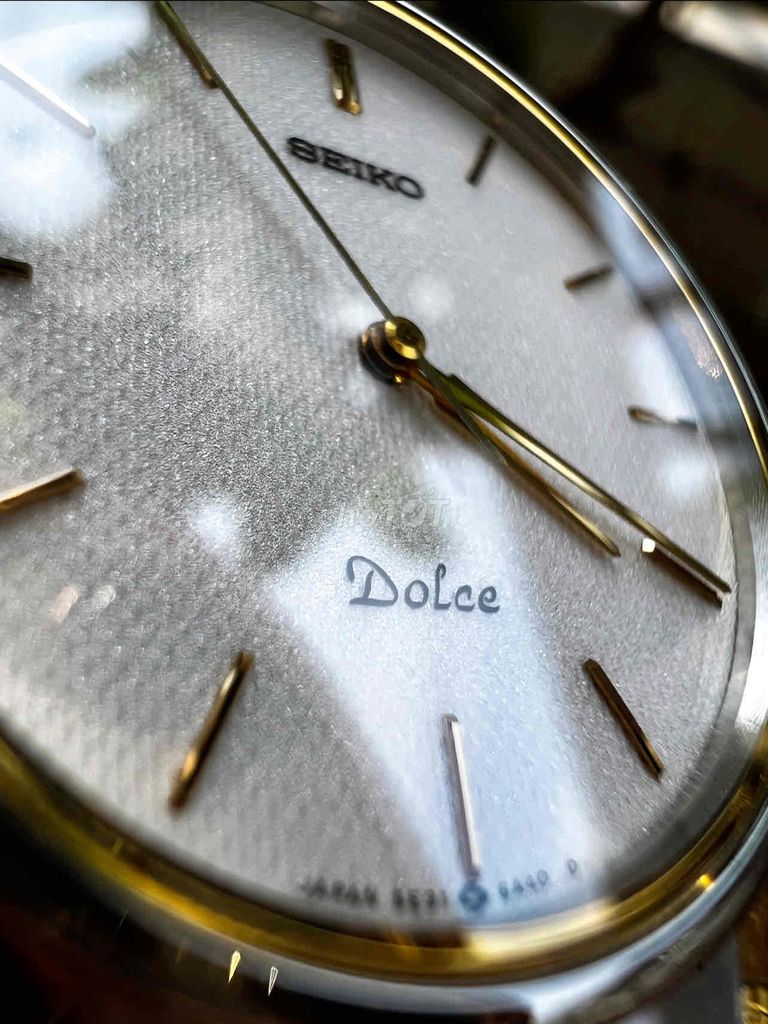 Đồng hồ Seiko Dolce Kính saphia Nos chưa sử dụng
