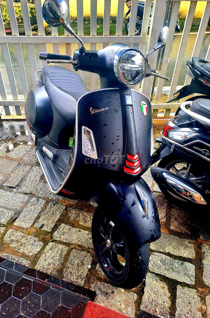 Piaggio Vespa GTS Super Sport 150 2022 Черный