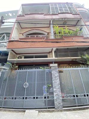 Rent · 4 bd · 40 м² · Quận 6, ул. Đường Minh Phụng