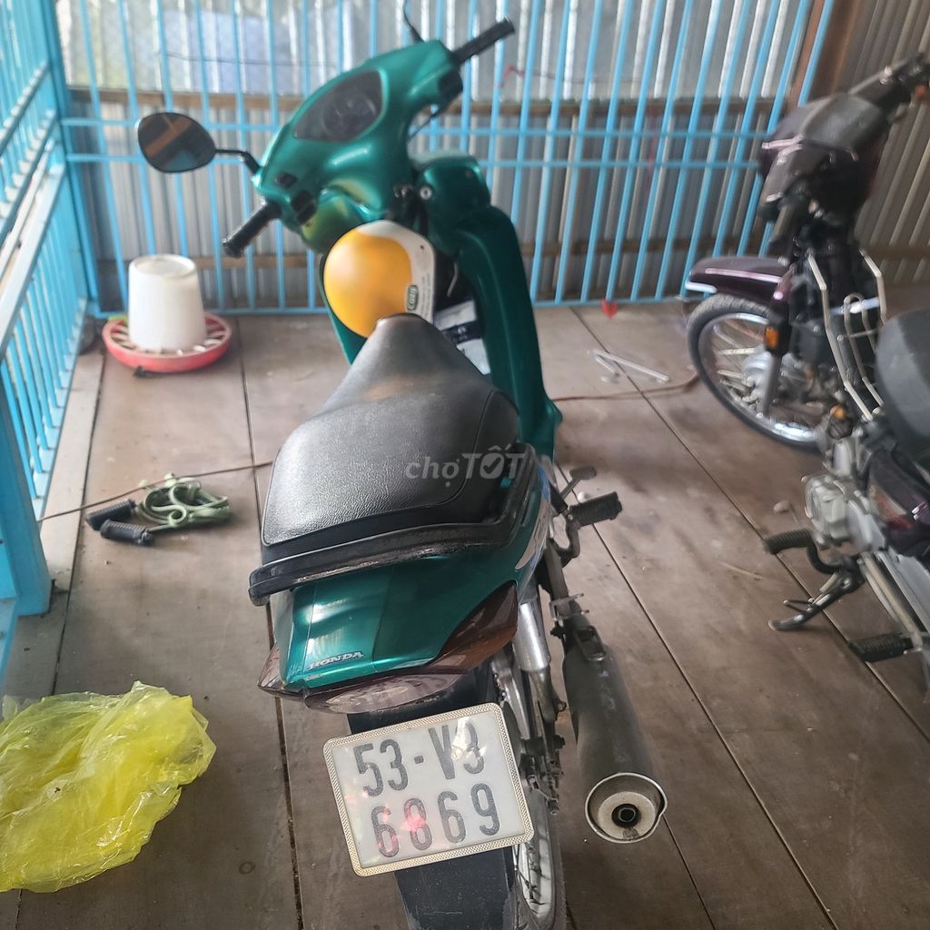 Xe future 1 .máy thái đời 2000 nhak. Mua bán Xe máy tại Huyện Châu Thành An Giang được đăng bởi Tuan Le thanh hình 3