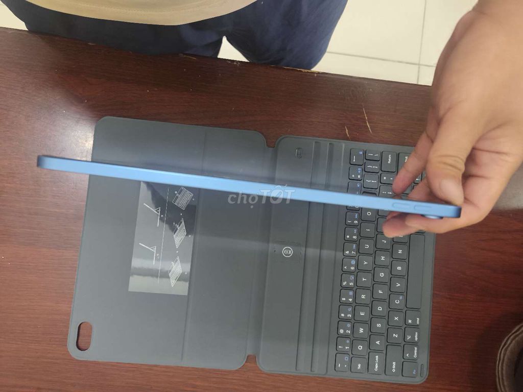 Apple iPad Gen 11 128GB Xanh. Mua bán Máy tính bảng tại Quận Nam Từ Liêm Hà Nội được đăng bởi Chú Tuấn hình 1