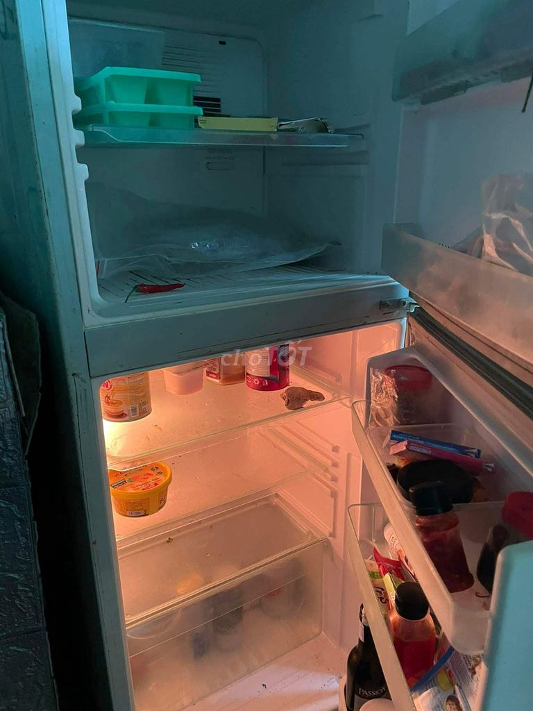 Tủ lạnh màu Xanh ngọc. Mua bán Tủ lạnh tại Quận Cẩm Lệ Đà Nẵng được đăng bởi Trần Tiến Luận hình 1