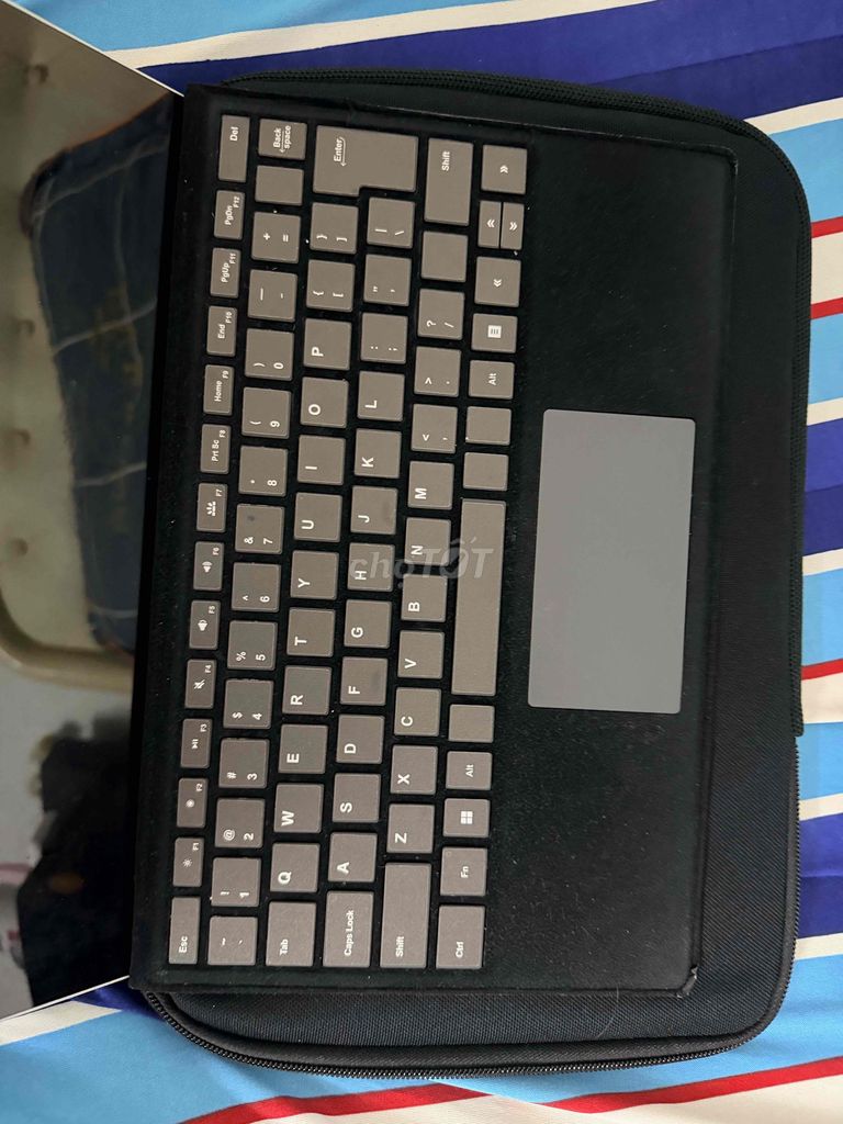 Microsoft Surface Pro 4 256GB Bạc. Mua bán Máy tính bảng tại Quận Phú Nhuận Tp Hồ Chí Minh được đăng bởi Mỹ Kim hình 1