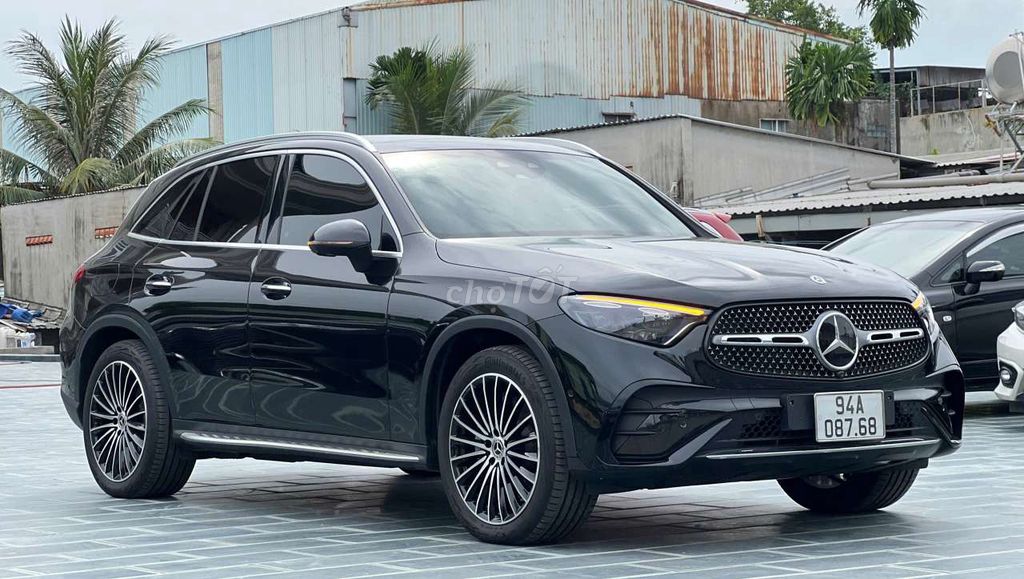 Mercedes glc 300 đời 2023. Mua bán Ô tô tại Thành phố Vũng Tàu Bà Rịa - Vũng Tàu được đăng bởi Quốc việt  hình 5