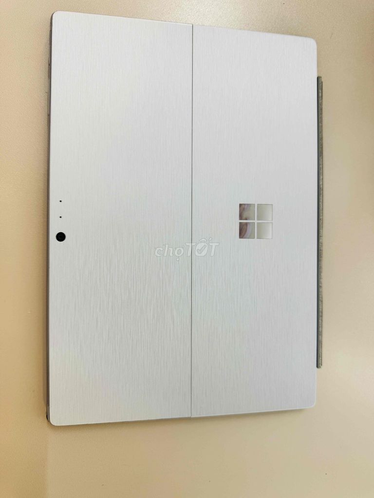 Microsoft Surface Pro 5 i5 8GB/128GB Bạc. Mua bán Máy tính bảng tại Huyện Thiệu Hóa Thanh Hóa được đăng bởi minh thu lê hình 1