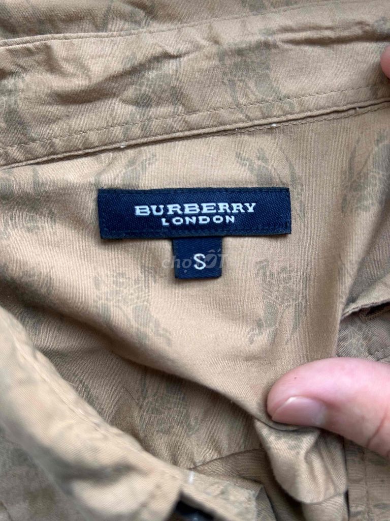 Áo sơ mi nam Burberry London S Nâu. Mua bán Quần áo tại Quận Cẩm Lệ Đà Nẵng được đăng bởi Phan Đức Thắng hình 1