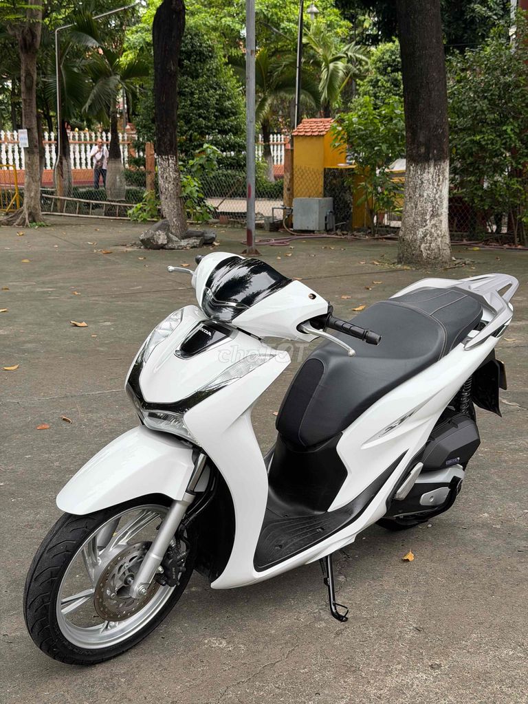 HT GÓP ĐẬU💯Sh 125 BSTP 9chủ Xe Đẹp Ít Đi Bán & GL. Mua bán Xe máy tại Quận Tân Bình Tp Hồ Chí Minh được đăng bởi CươngCương hình 14