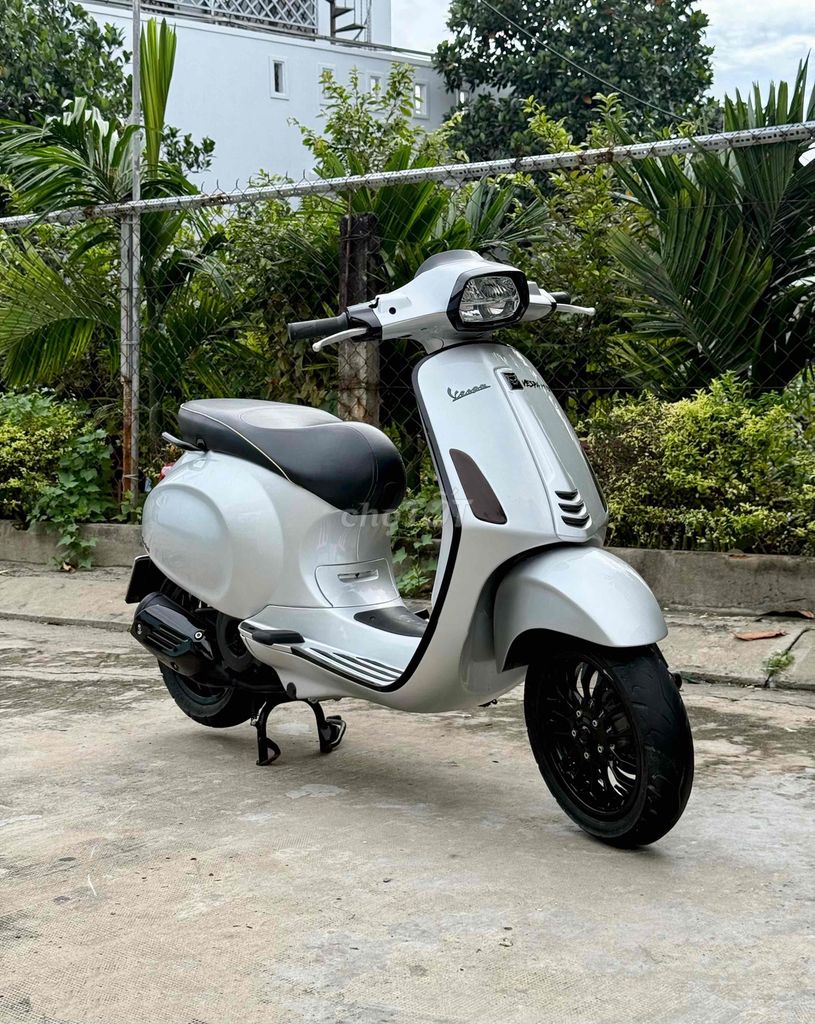 Vespa Sprint 125 đèn Led 2015 Bstp 9 chủ. Mua bán Xe máy tại Quận Bình Tân Tp Hồ Chí Minh được đăng bởi Hoàng Tuấn hình 4