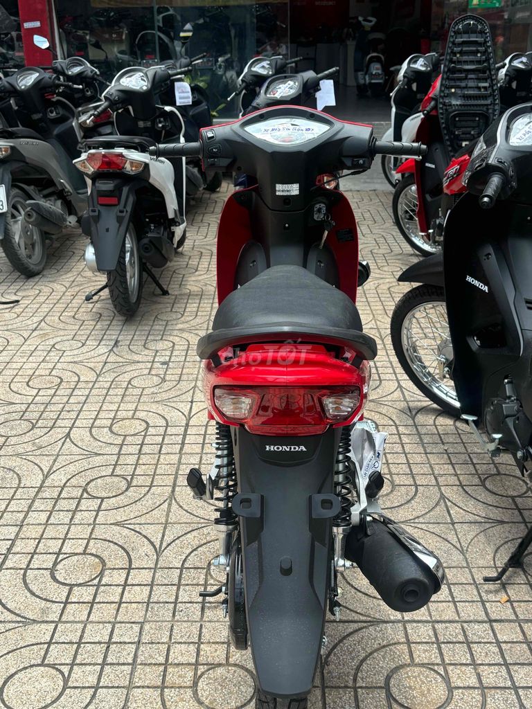 Honda Wave Alpha 110 красный