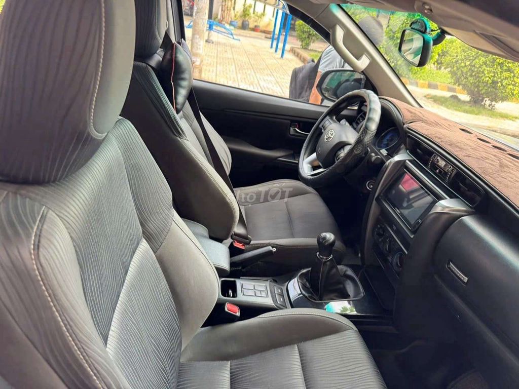 Toyota fortuner 2.4G. Mua bán Ô tô tại Thành phố Thủ Đức Tp Hồ Chí Minh được đăng bởi Ms Hiệp  hình 6