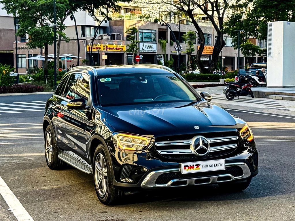 Mercedes-Benz GLC200 Sport 2022 Черный 40 000 миль