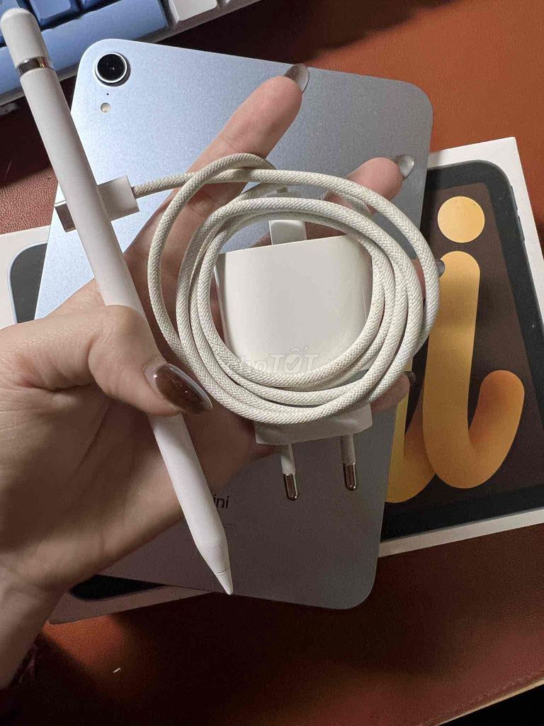 Apple iPad mini 7 128GB Blue. Mua bán Máy tính bảng tại Quận Tân Bình Tp Hồ Chí Minh được đăng bởi Nguyễn Hoàng Thông hình 1