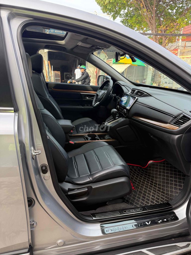 CR-V 1.5L Turbo Sản Xuất 2019 109.000km Chuẩn. Mua bán Ô tô tại Quận 12 Tp Hồ Chí Minh được đăng bởi Tân hình 10
